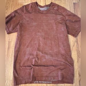 Lululemon Metal Vent Tech Shirt